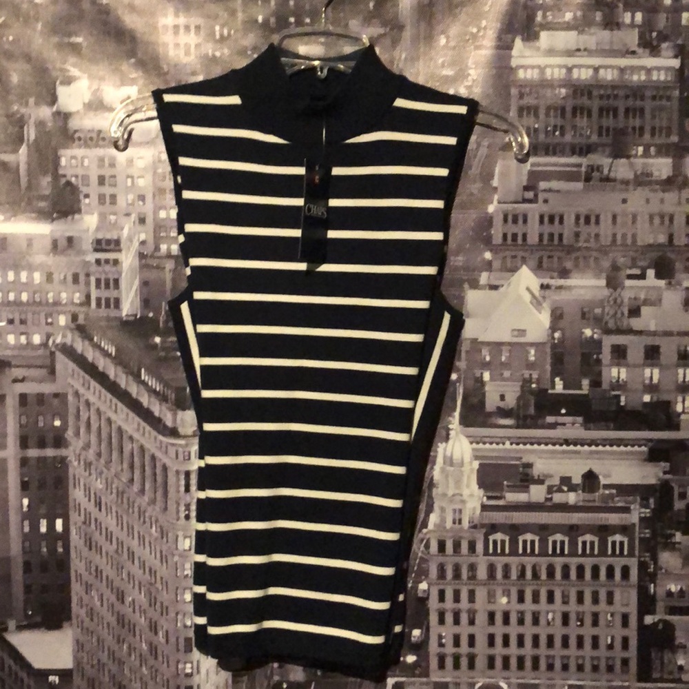 Mock neck sleeveless sweater